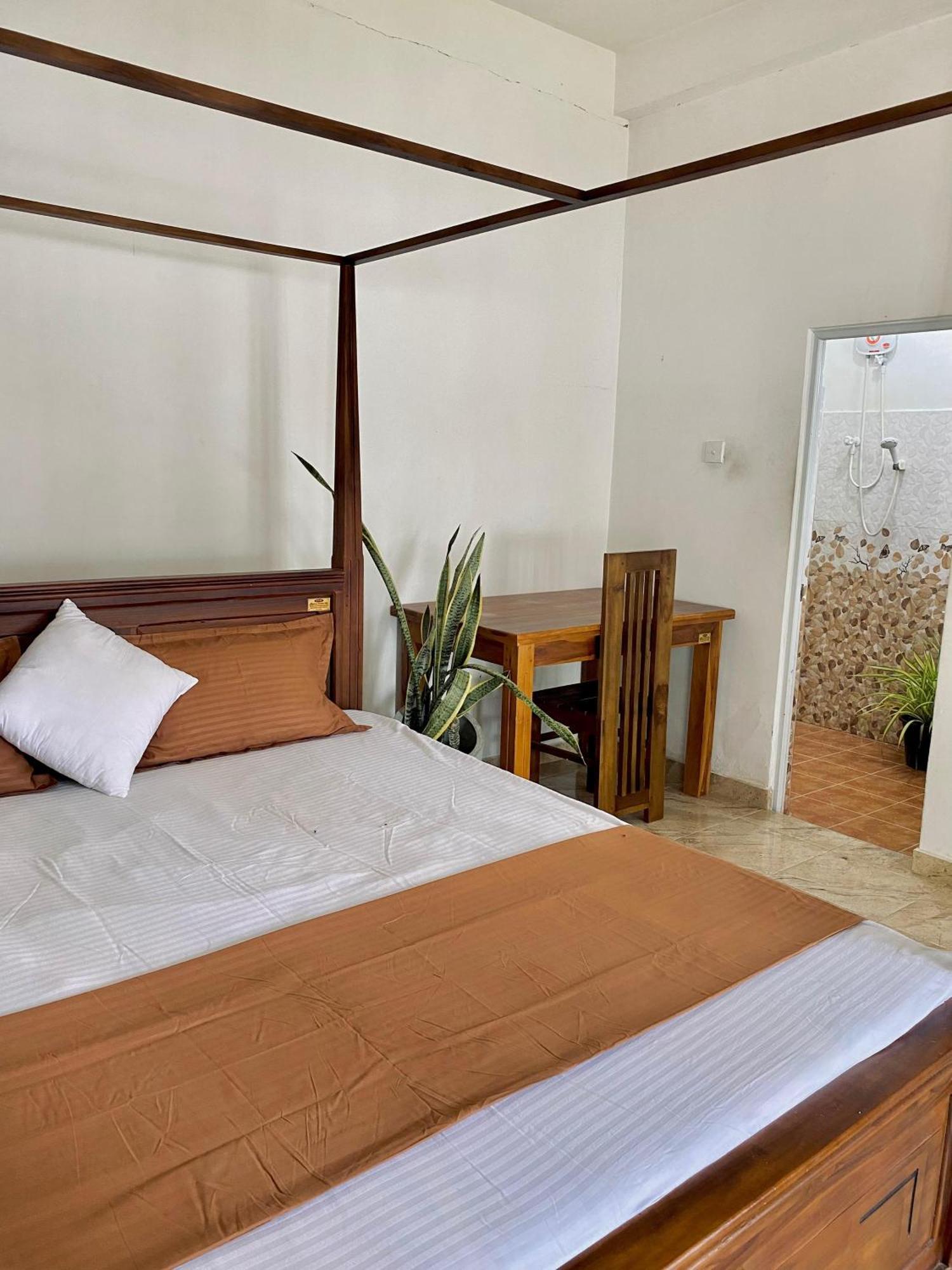 Sasmika Villa Surf And Yoga Hostel ウェリガマ エクステリア 写真